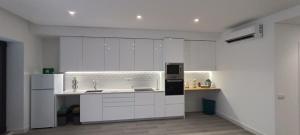 Skynest 59 Faro Airport Guest House