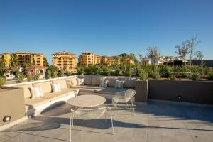 Impressive Condo With Jacuzzi near Medano Beach