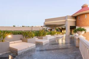 Impressive Condo With Jacuzzi near Medano Beach