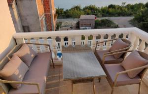 Amazing Home In Maslenica