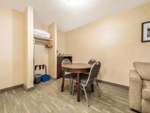 Holiday Inn Lethbridge by IHG