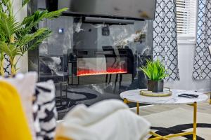 Royal Palm Urban Suites - Close to Downtown ATL