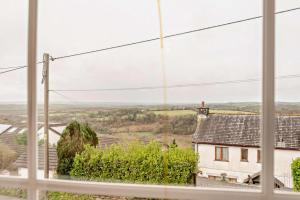 Glenview - St. Breward