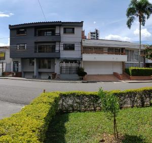 Nuevo Almendros
