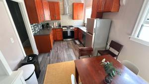 Oak Manor - Chic & Stylish 2BR Apartment Retreat