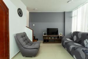 Casa amplia en Normandía 8 pax 3 habitaciones y 2 Parqueaderos