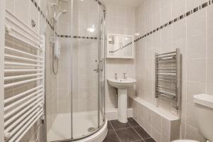 Seacroft 6 Carthew Court