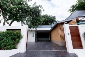 Vita Villa - Modern 2BR At Heart of Phetchaburi