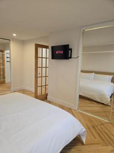 A Little R and R Private Sauna Cold and Hot Plunge