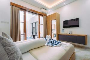 The Lavana Sahadewa Villa Kuta Sunset