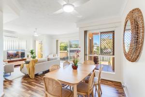 Parkside Villa on the Creek