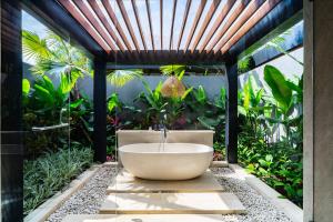 Villa Naiba by BaliSuperHost