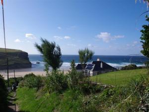 2 Bed in Newquay oc-p00335