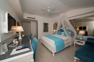 Montebello Deluxe Hotel