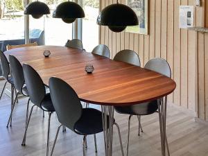 10 person holiday home in Væggerløse-By Traum