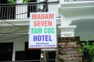 Madam Seven Tam Coc