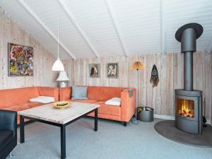 6 person holiday home in Rømø