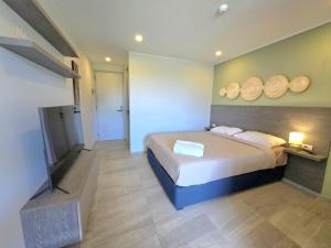 Island Drift Studio T3-332