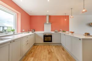 Greencliff Farm - Three Corners Barn