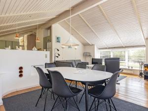 5 person holiday home in Læsø