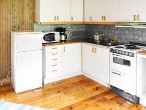 4 person holiday home in HÖGKLINT-By Traum