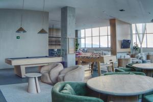 Expo GDL 2 Min Executive Style and Comfort