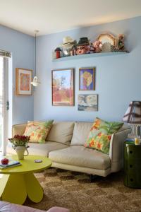 Designer Bondi apartment - walk to beach!