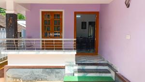 Leland Homestay