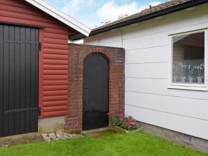 5 person holiday home in GLOMMEN-By Traum