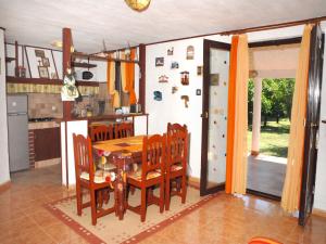 Charming Pool Home Near Pula