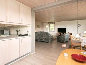 8 person holiday home in Læsø