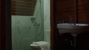 Lopo Hotel & Resort Samosir