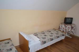 Economy Triple Room room in Guest House Rybolov on Gorkogo street 51