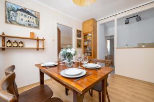 Nowowiejska Cosy Studio for 6 people in Cracow by Noclegi Renters
