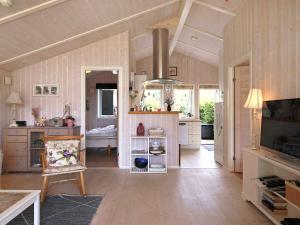 4 person holiday home in Føllenslev-By Traum