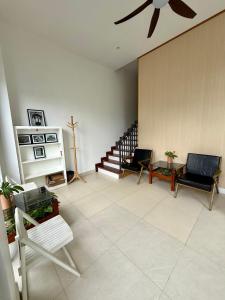 Khánh Phong Apartment and Homestay Vinhome Royal City