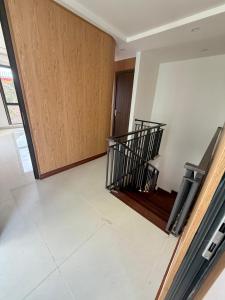 Khánh Phong Apartment and Homestay Vinhome Royal City