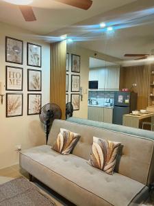 Shore 1 Residences - ÜniQa Suite - MOA Area