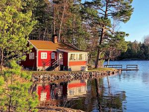 5 person holiday home in ÅKERSBERGA
