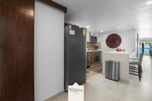 Harbor 171, Luxury Couples Retreat, Beach front