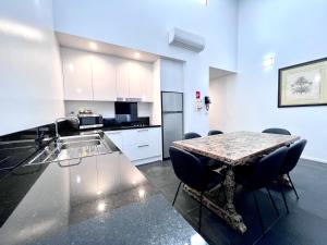 Crown on Darby Newcastle