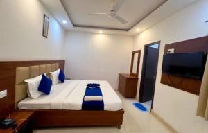 Hotel Royal aroma by Shradha Residency