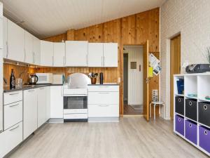 7 person holiday home in Struer-By Traum