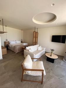 Theros Kourouta Boutique Hotel