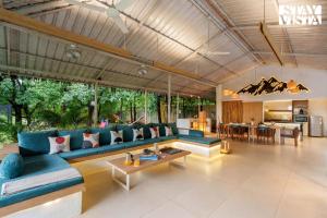 The Wildernest Tale by VEO, StayVista - 3BHK Pet-Friendly Villa with Jacuzzi