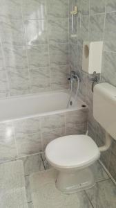 Ljubica Apartments and Rooms