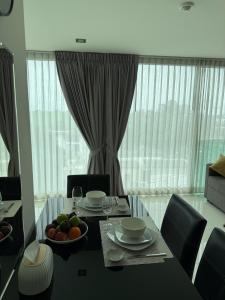 Club Royal Condominium Wongamat A511 - spacious and cozy apartment on the first line of the sea