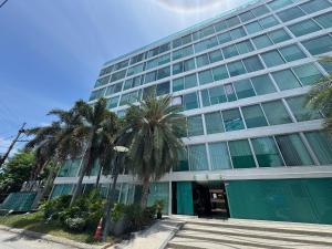 Club Royal Condominium Wongamat A511 - spacious and cozy apartment on the first line of the sea