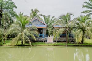 บ้านสวนลุงหวัด พังงา ใกล้ท่าเรือสุระกุล