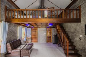 บ้านสวนลุงหวัด พังงา ใกล้ท่าเรือสุระกุล